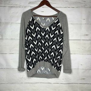 Herringbone Sweater Women Medium Black White Gray